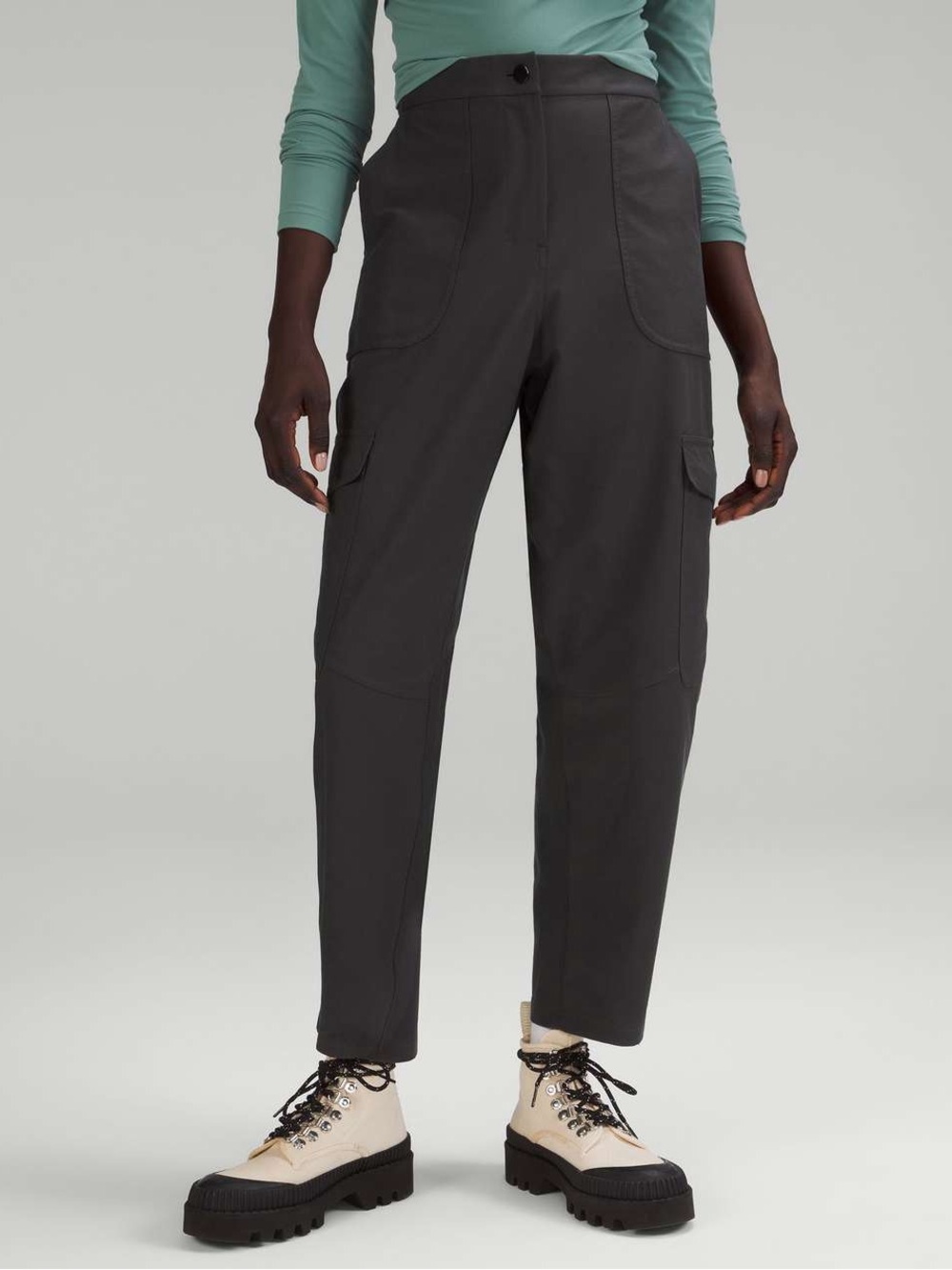 lululemon Light Utilitech Cargo Pocket High-Rise Pants Size 27 Graphite Grey